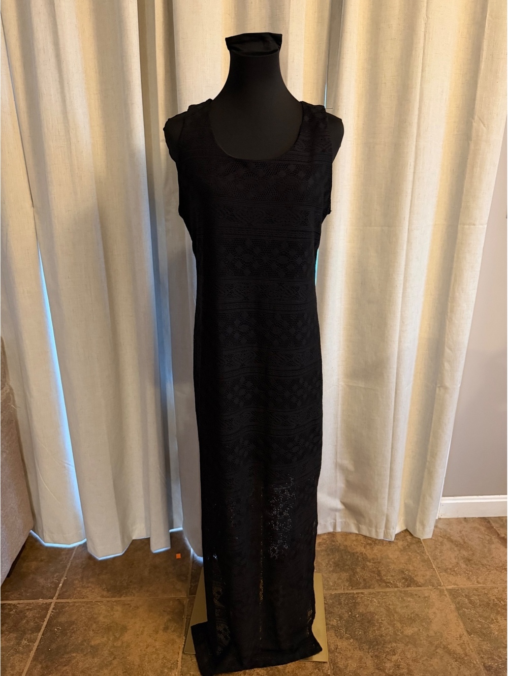 Xhilaration Black Sleeveless Maxi Dress Large
